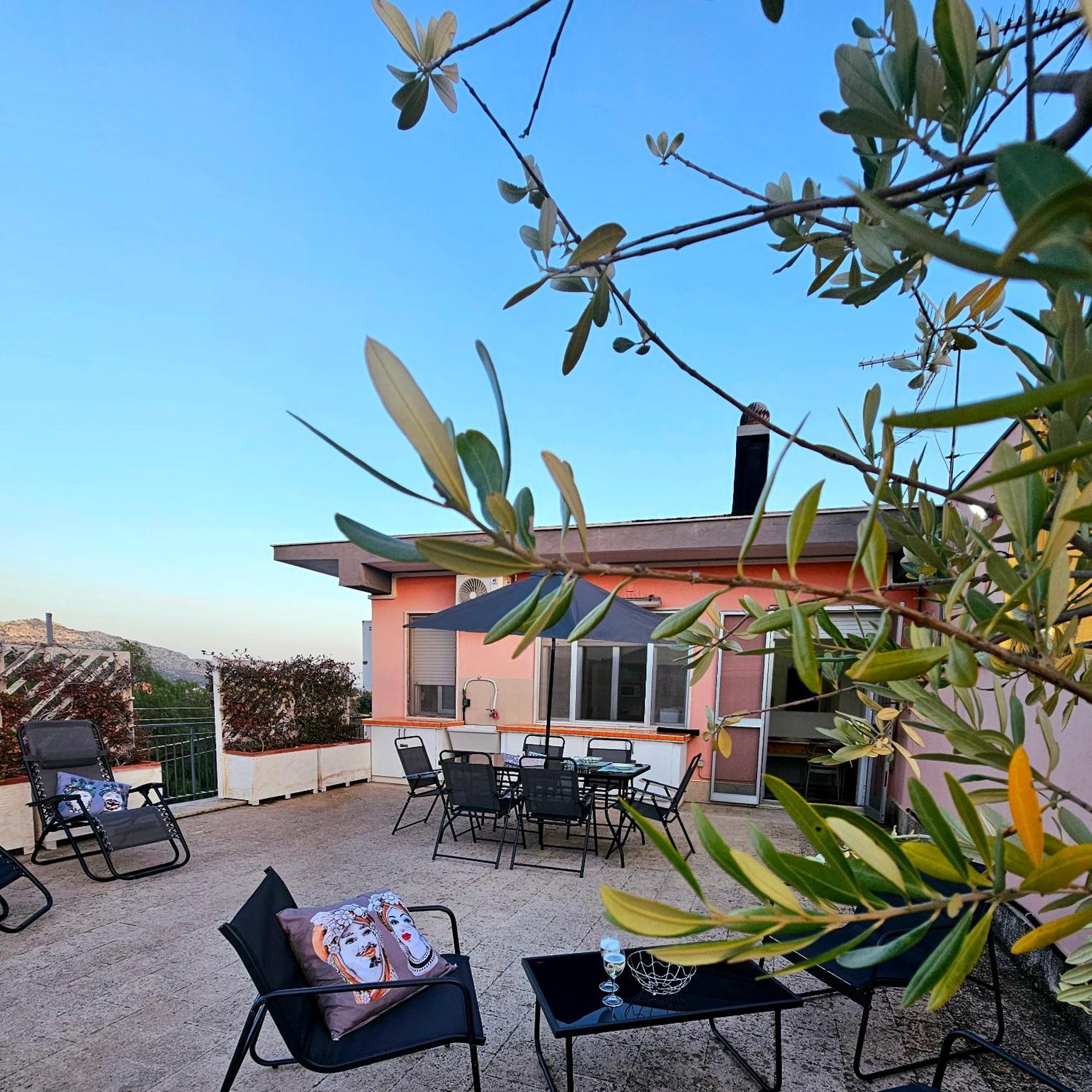 Stella-Guesthouse Solarino Exterior foto